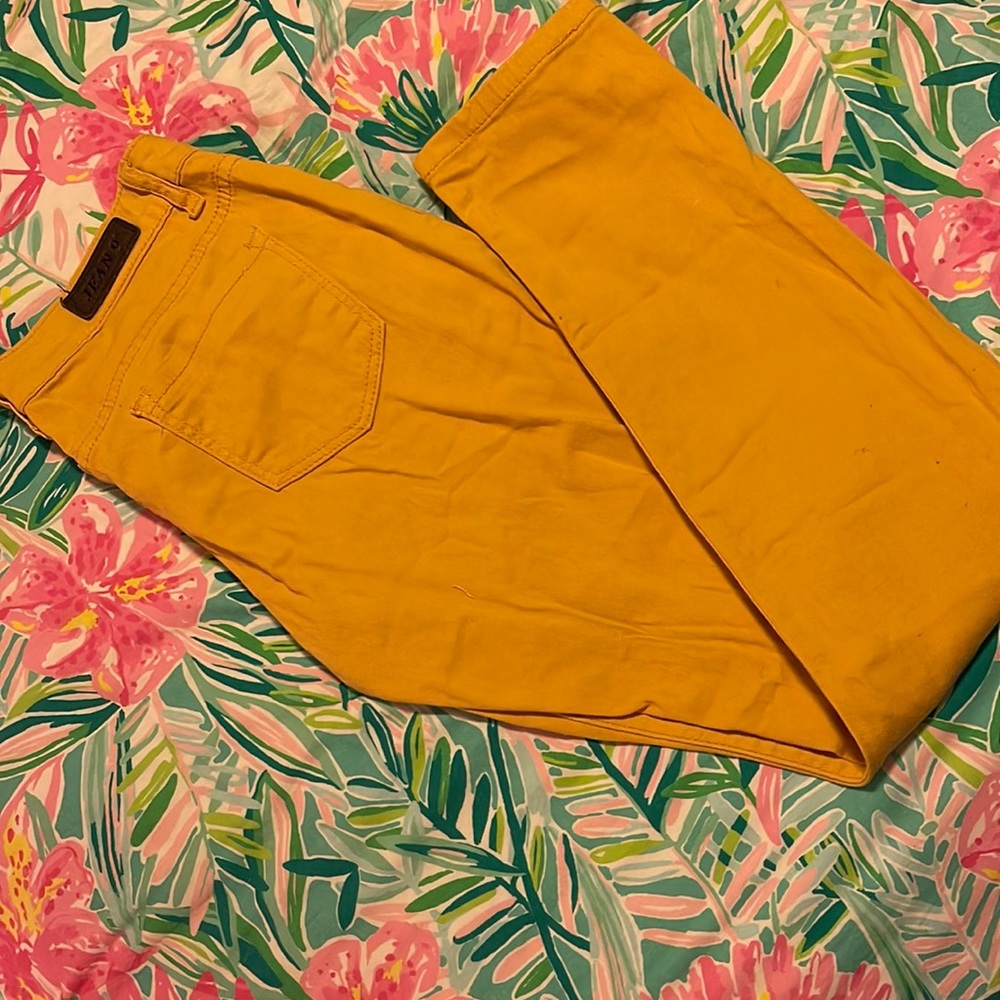 Jean 9 Yellow Jeans